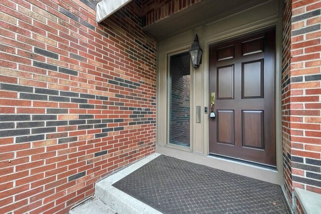 Photo - 3 Bedroom Luxury Condo