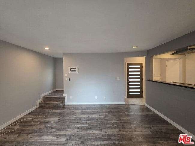 Photo - 210 S Lucia Ave Unidad 3