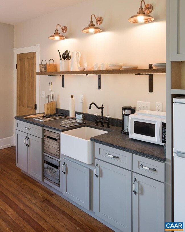 Photo - 829 Belmont Ave Unidad 1A