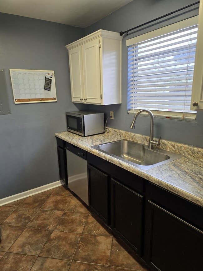 Photo - 201 High Meadows Blvd