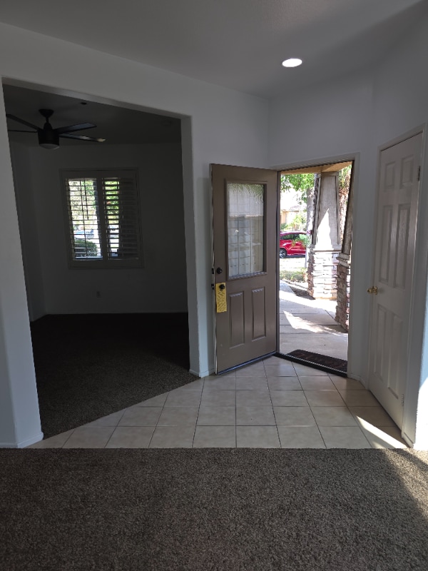 Photo - 17039 Crabapple Ln