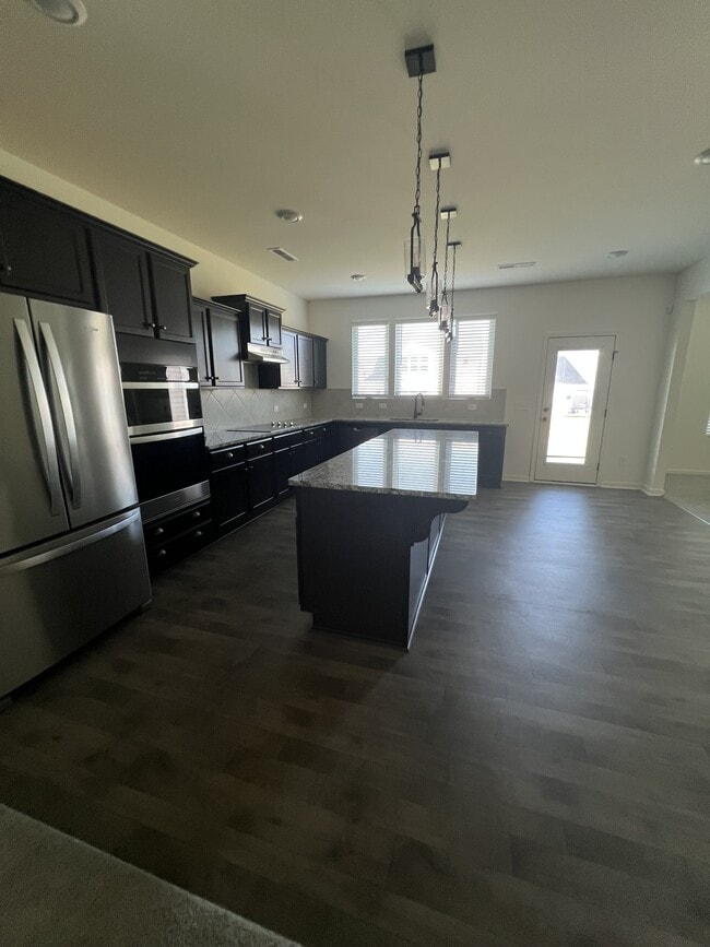 Photo - 1619 Running Deer Dr