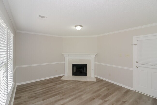 Photo - 9306 Chimneyrock Blvd.