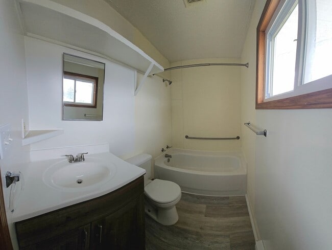 Photo - 253 Hillside Cir Unit 253 Hillside Circle  2