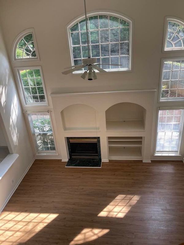 Photo - 2036 Londonberry Ct NE