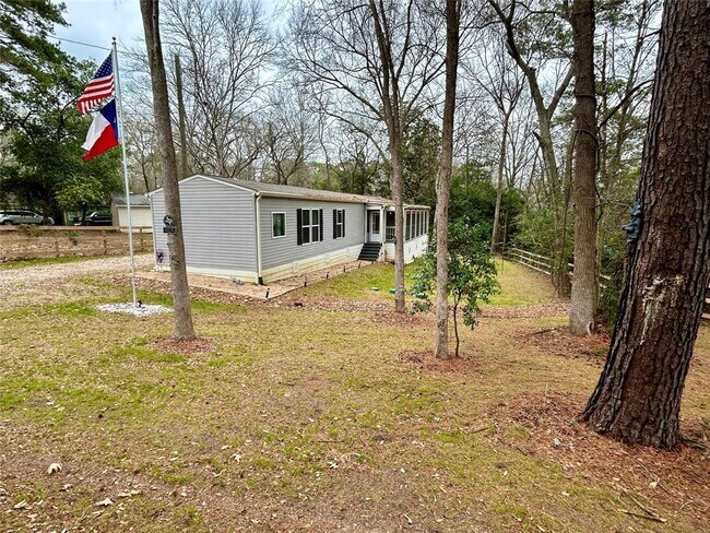 Photo - 12984 Royal Lake Dr House
