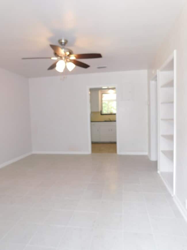 548-552 NE 5th Ave Unit 552