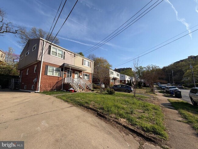 Photo - 5831 Mt Vernon Dr