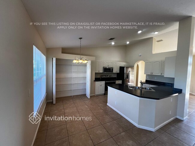 Photo - 2133 SW Pruitt St