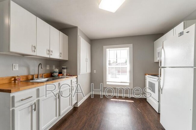 Photo - 524 1/2 E Raymond St.