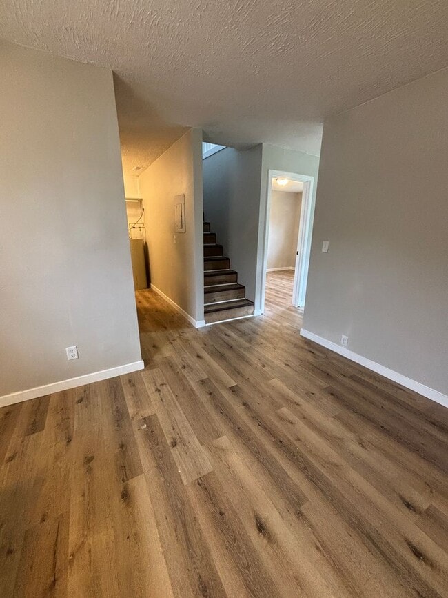 Photo - Newly Renovated 2 Bed 1 Bath Apt Available Now!