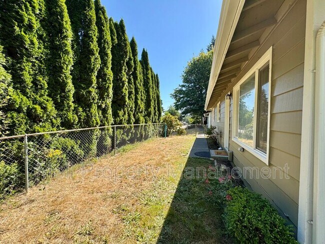 Photo - 711 Grandview Ave