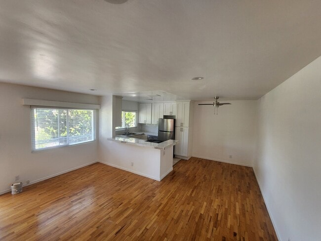 Photo - 1025 Idaho Ave Unit 9