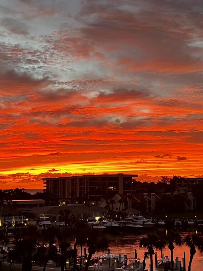 Building Photo - 2701 N Ocean Blvd Unit E507