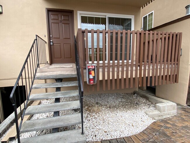 Photo - 2066 Fruitdale Ave Unidad 3