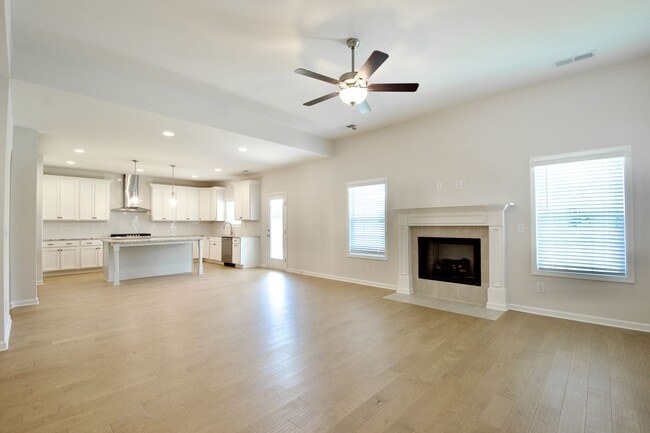 Photo - ??? ??? Lee Scott Academy ??? ? Hughston ?? – ?? ?? ??