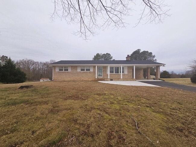 Photo - Remodeled ranch on large serene lot in Amelia County.