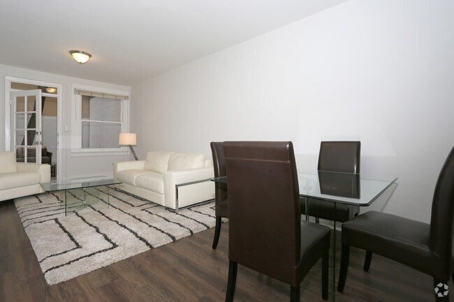 2BR, 1BA Room 2 - 635 Ellis