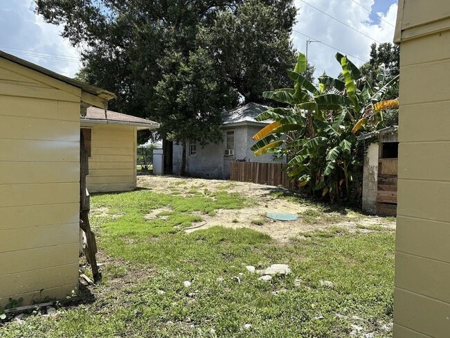 Photo - For rent minutes from Downtown Lakeland