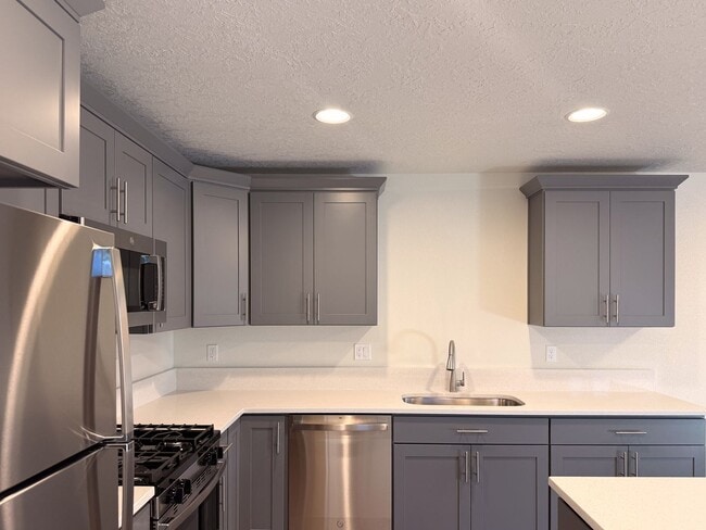 Photo - 505-507 NW Hillcrest Dr Unit 507