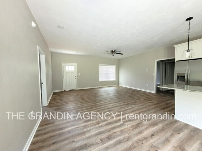 Photo - 315 Trinity Rd