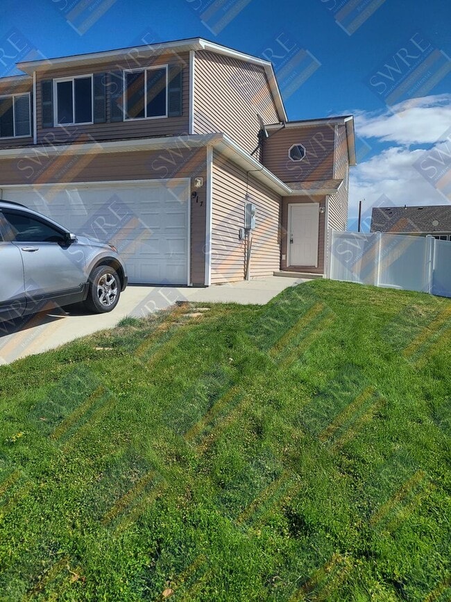 Coming Soon! - Coming Soon! Townhome