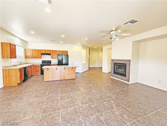 Photo - 5434 Cansano St