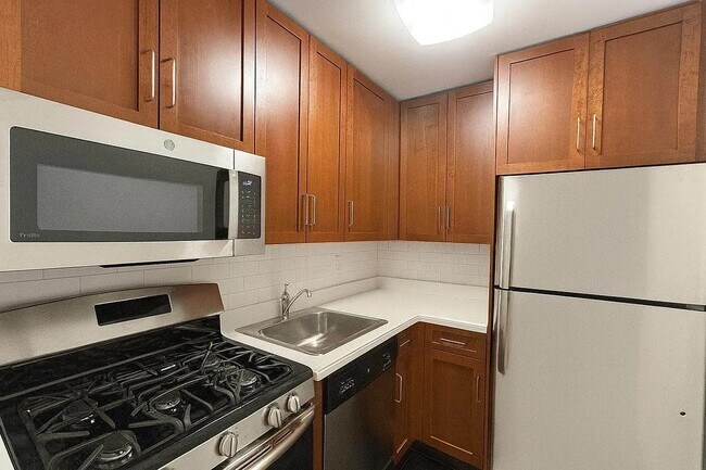 Photo - 201 E 12th St Unit 218