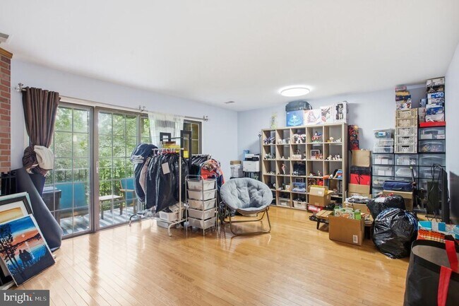 2042 Headlands Cir