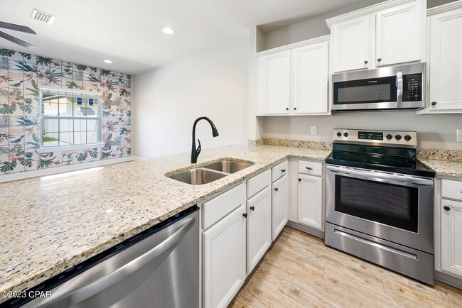 Photo - 324 Sand Oak Blvd