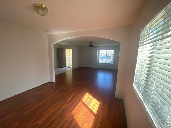 Photo - 1201 Hoover Way