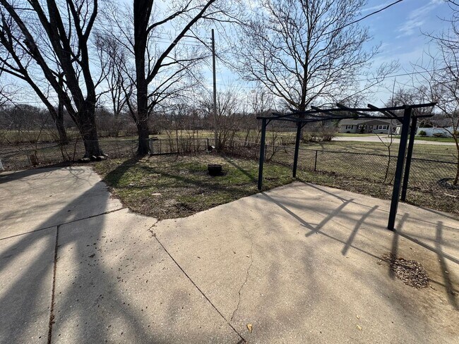 Photo - 3 bedroom 2 bath home in Bettendorf