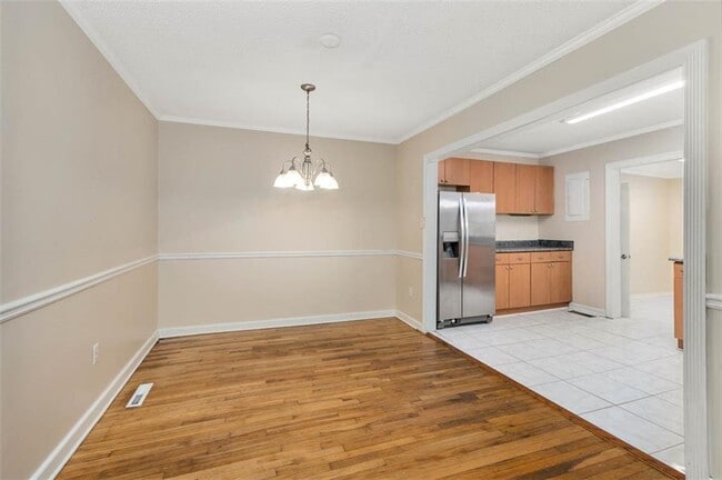 Photo - 2908 Mimosa Rd