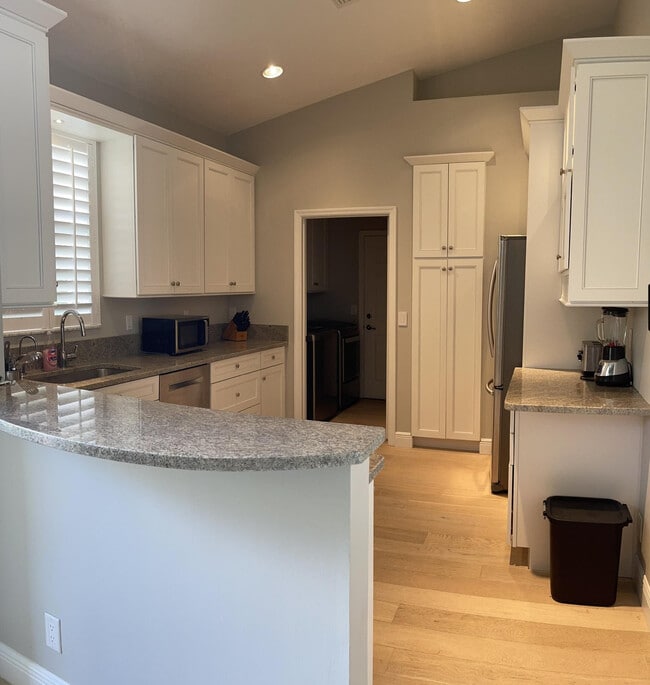 Photo - 1703 Pierside Cir