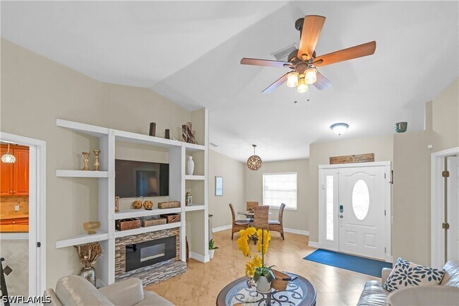 Photo - 2281 16th St NE