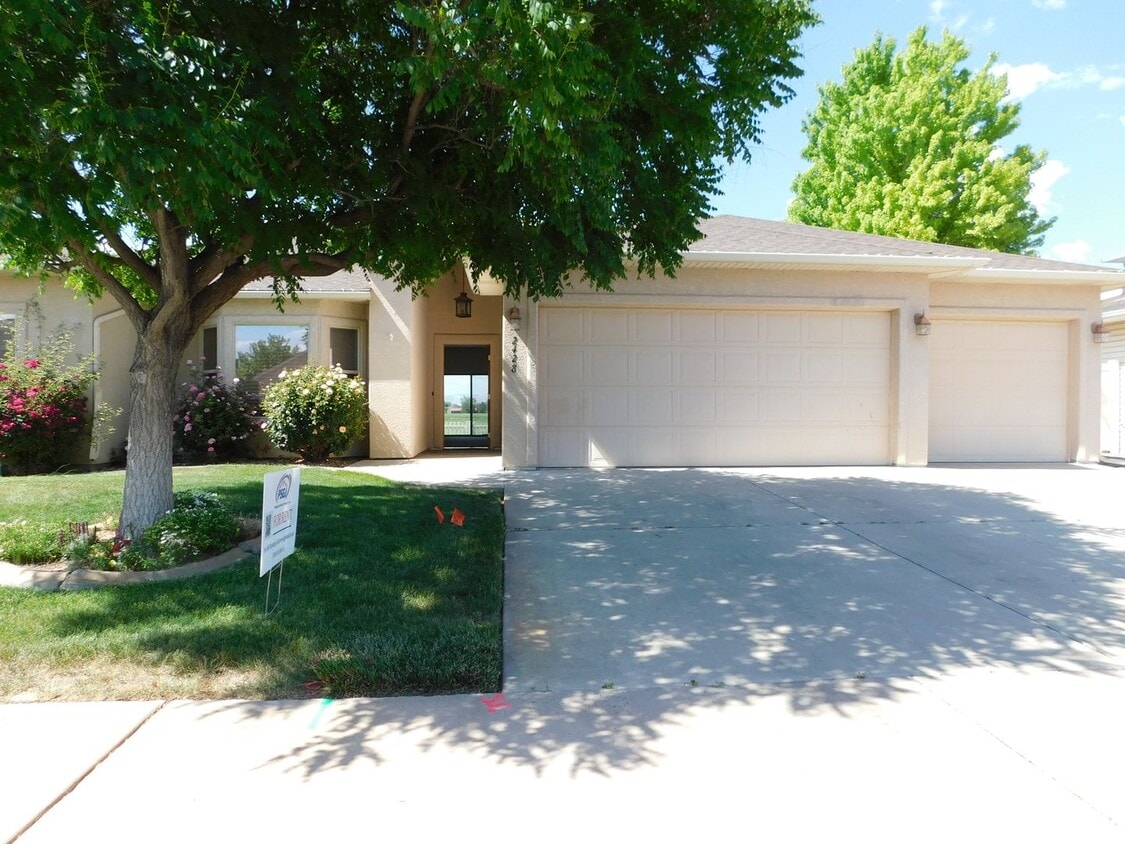 Spacious Home in Established Neighborhood - COMING SOON