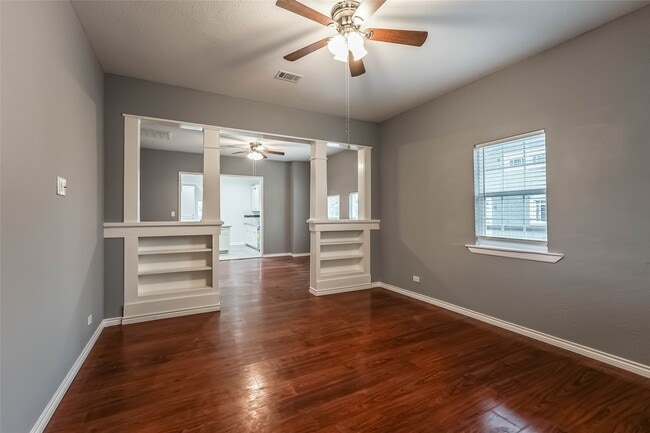 Building Photo - 212 Clifton St Rental