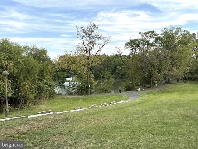 Photo - 61 Ramsgate Ct