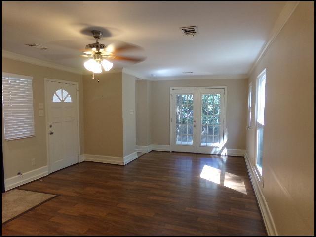 Photo - 119 Pin Oak Cove