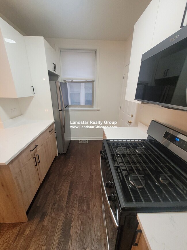 Photo - 6708 N Hermitage Ave Unidad 1