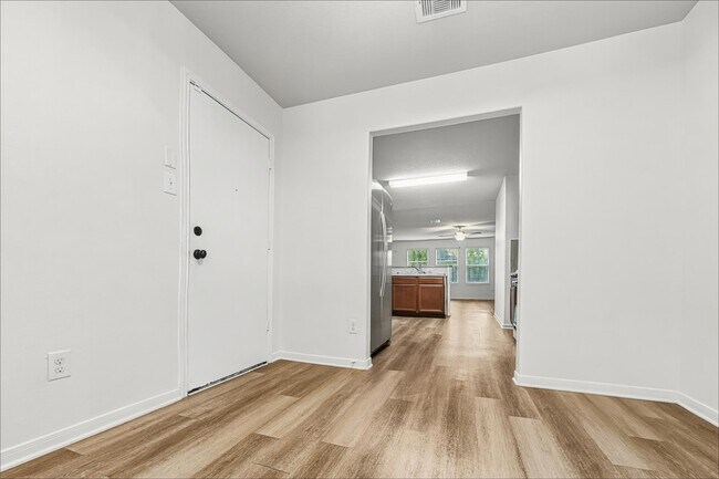 Photo - 16818 Blackberry Lily Ln