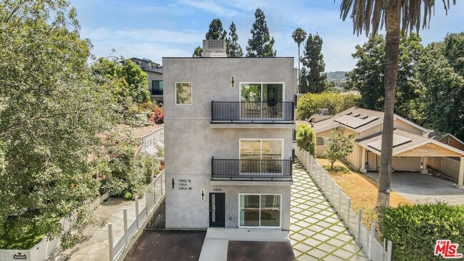Building Photo - 10826 Hesby St Rental