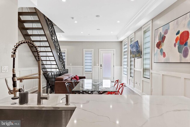 Photo - 1402 Ellsworth St