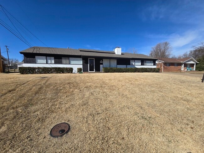 Photo - 2909 Mockingbird Ln
