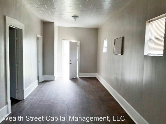 Photo - 3 br, 1 bath House - 932 Dallas Ave