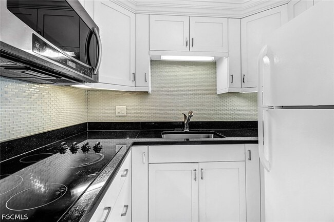 Photo - 140 Seaview Ct Unit 1504