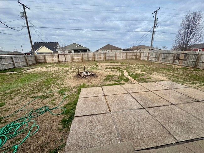 Photo - 1824 Kansas Ave