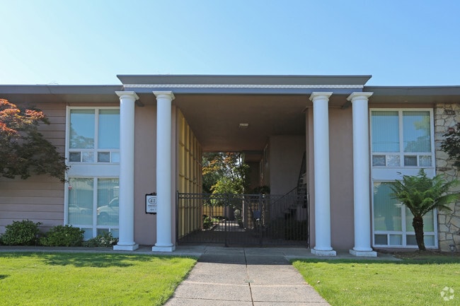 Estates at Wilhaggin