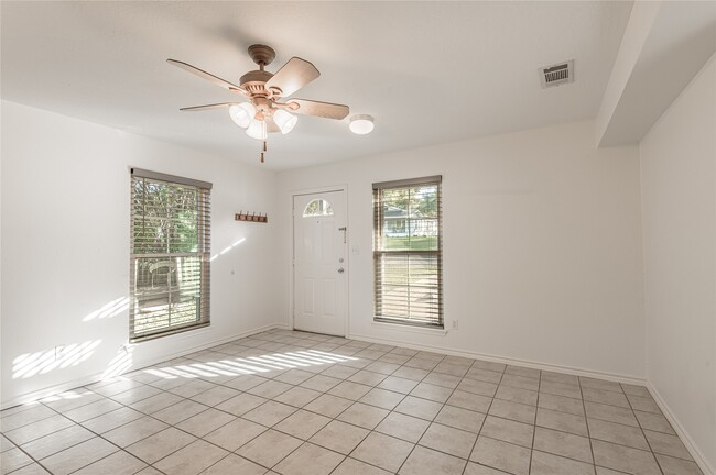 Photo - 2118 Avenue M