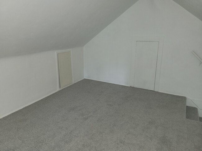 2560 S Austin St